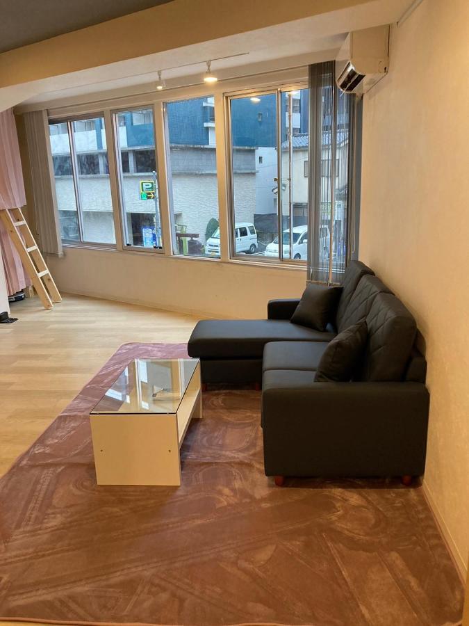 Cloud Sharing Hotel Hakata 1 Guesthouse Dormitory Fukuoka  Exteriör bild